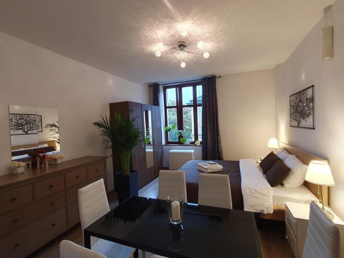 F-3 Krakow Rynek-Wawel O&P Apartfamily Экстерьер фото
